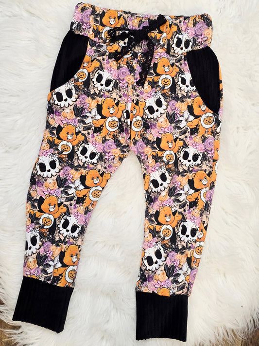Size 3t scarebear pocket joggers
