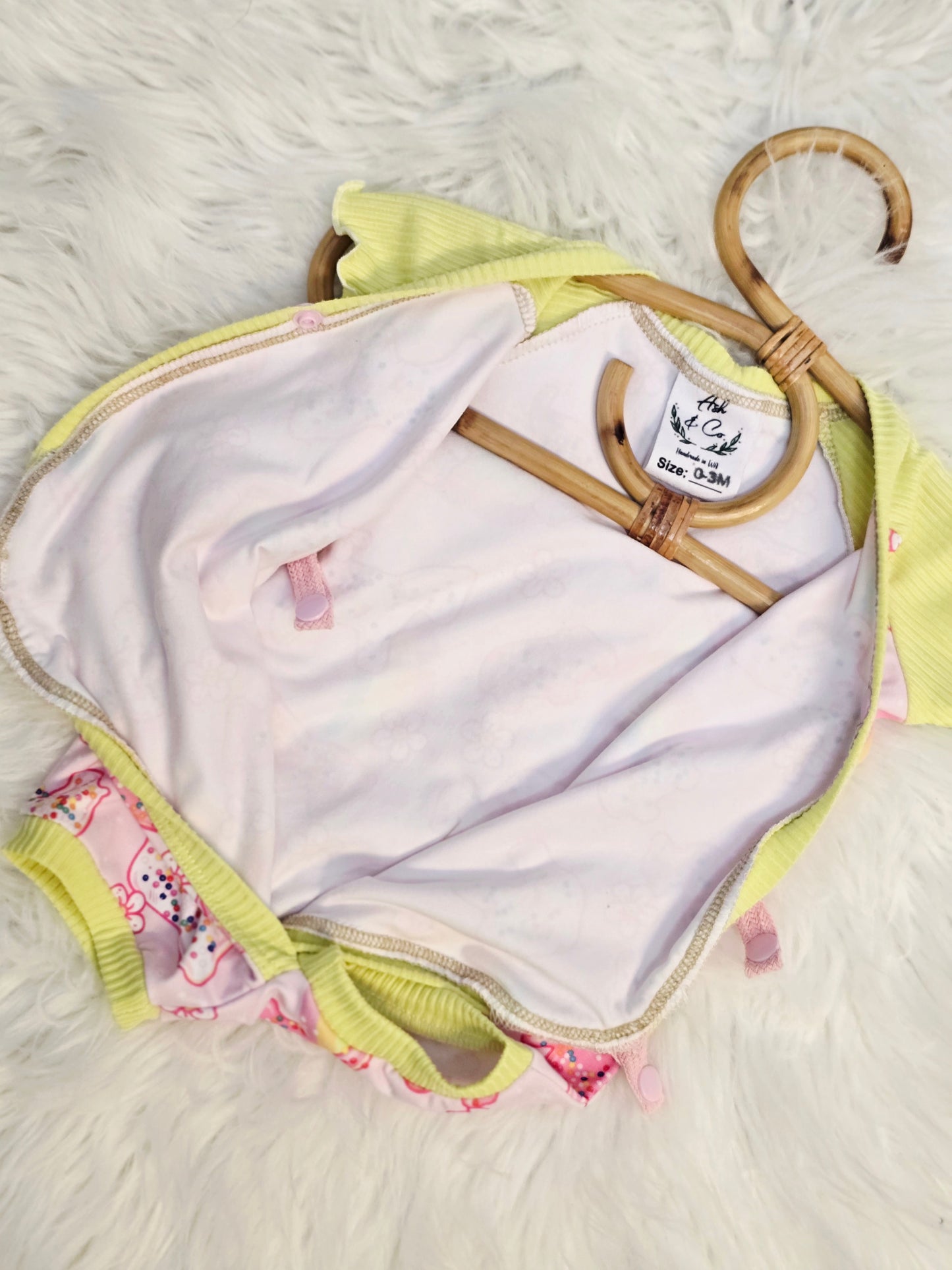 Kimono style shortie romper 0/3m