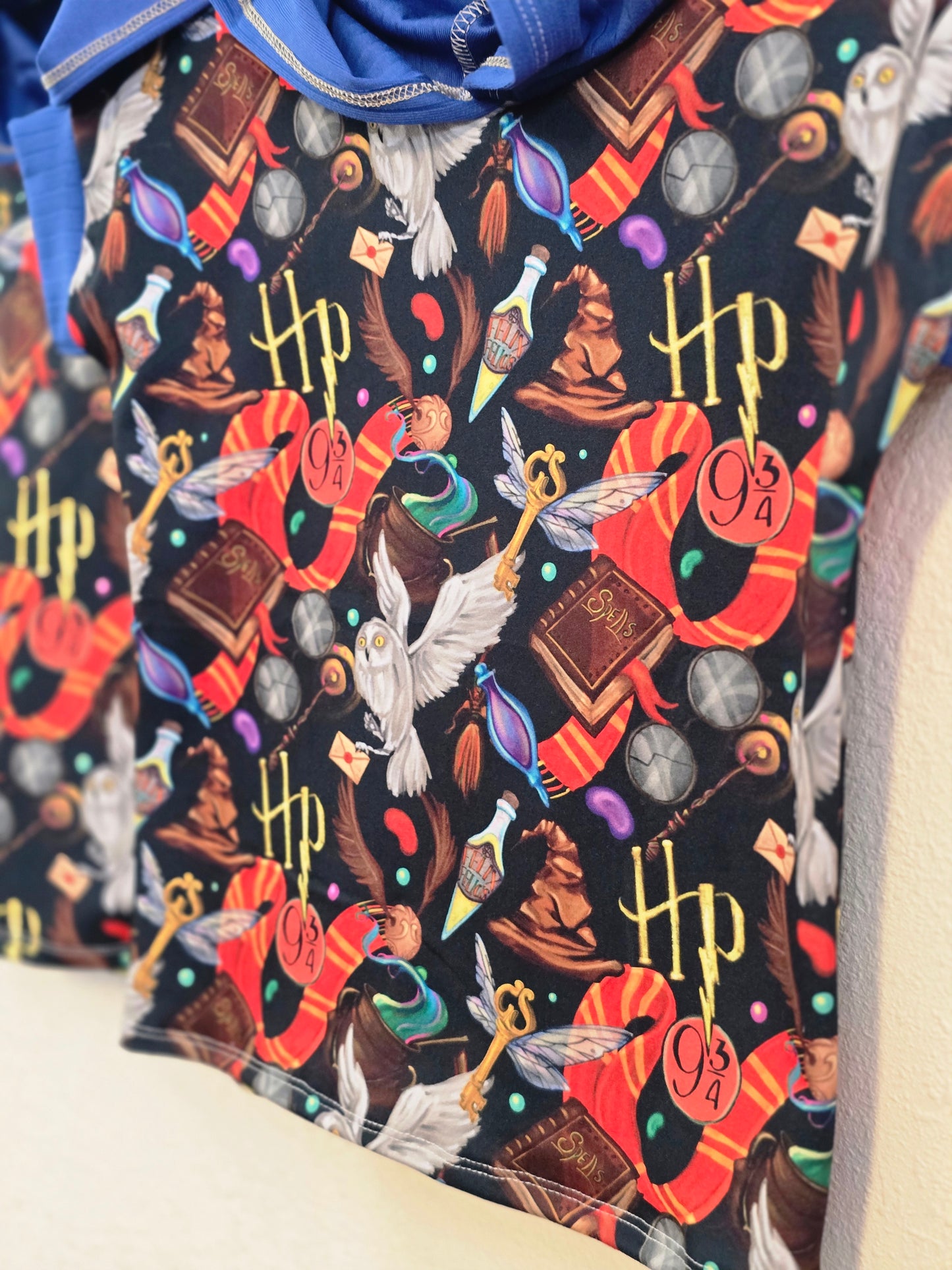 Size 5 HP short sleeve hoodie